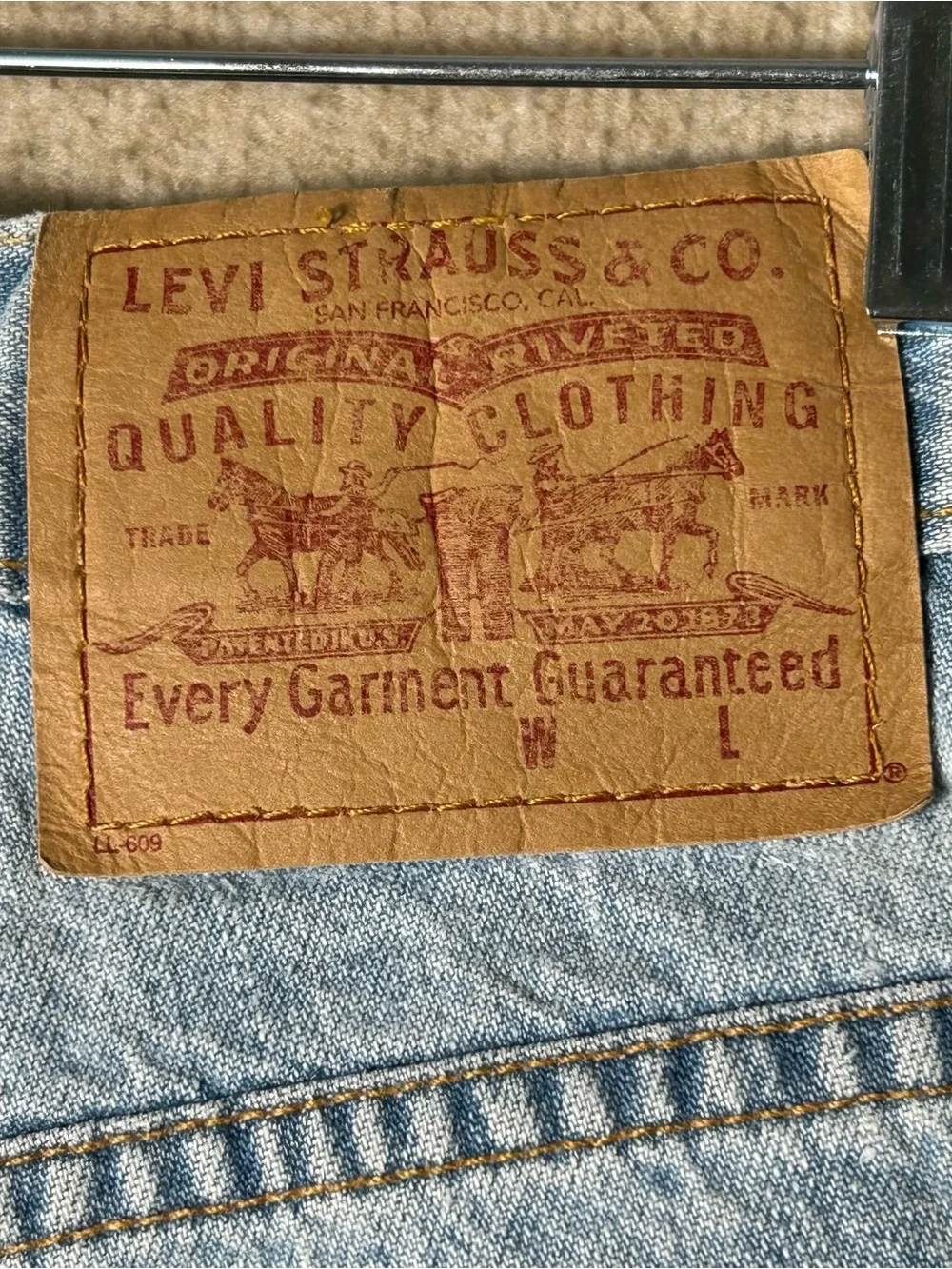 Levis Cutoff Shorts Jrs Size 7 Blue Denim Raw Hem 2